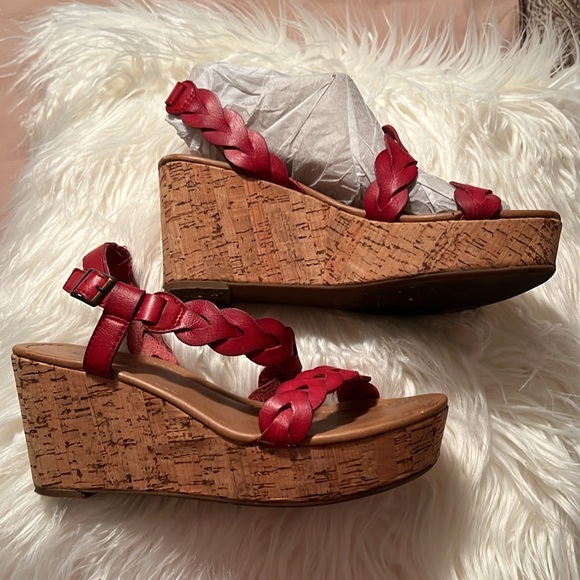 GH Bass sandals 3" wedge heel - Picture 2 of 4